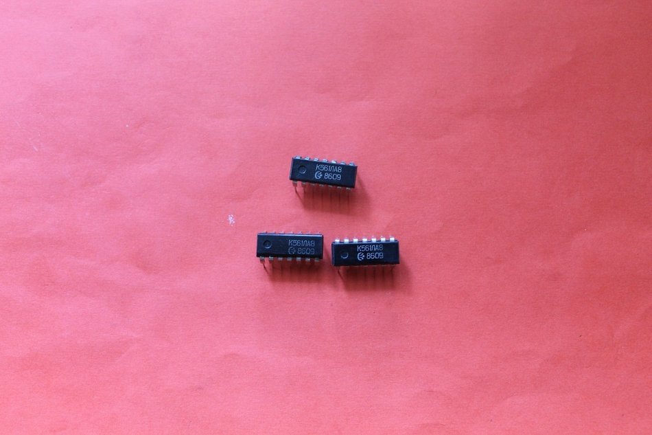 IC / Microchip K561LA8 analogue CD4012A USSR 50 pcs N2
