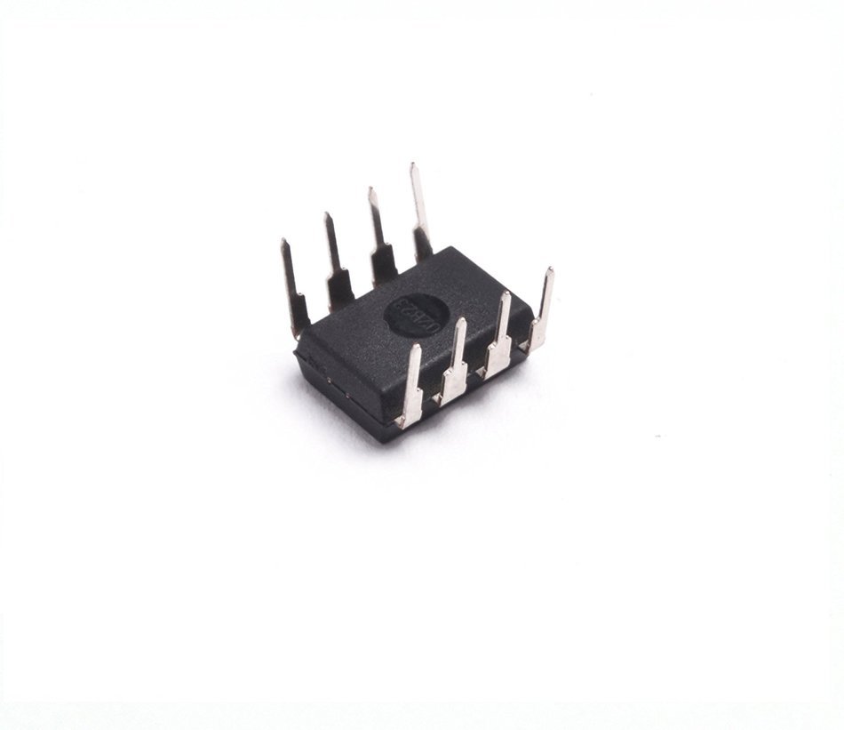 New Japan Radio MUSES02 High Quality Sound Bipolar Input Dual Operational Amplifier