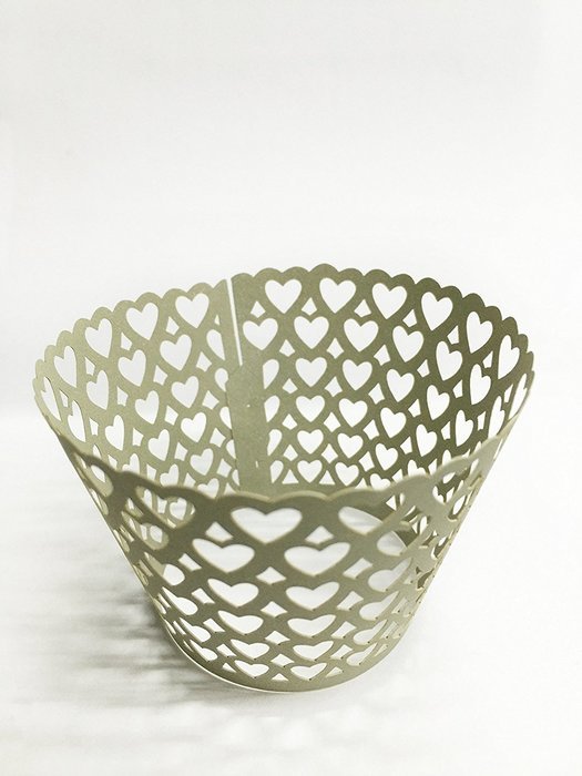HUAL Cupcake Wrappers 50 Filigree Artistic Bake Cake Paper Cups Heart Lace Laser Cut Liner Baking Cup Muffin Case... N3