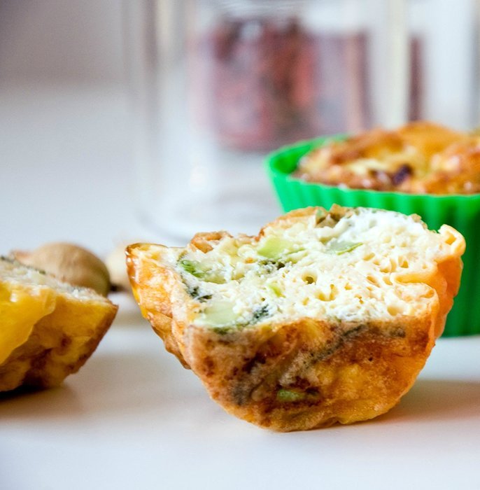 Brighid's Kitchen Green Reusable Silicone Baking Cups / Muffin Cups with eBook Cookbook and Product Guide, Set... N12