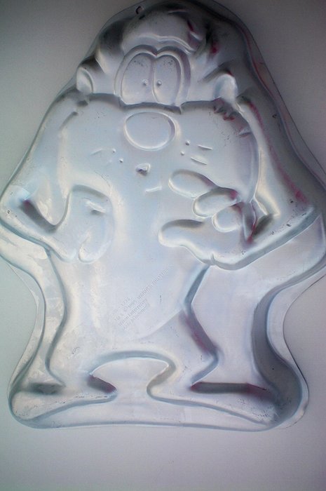 Wilton Tasmanian Devil Cake Pan w/ Instructions -- 1995 -- as shown