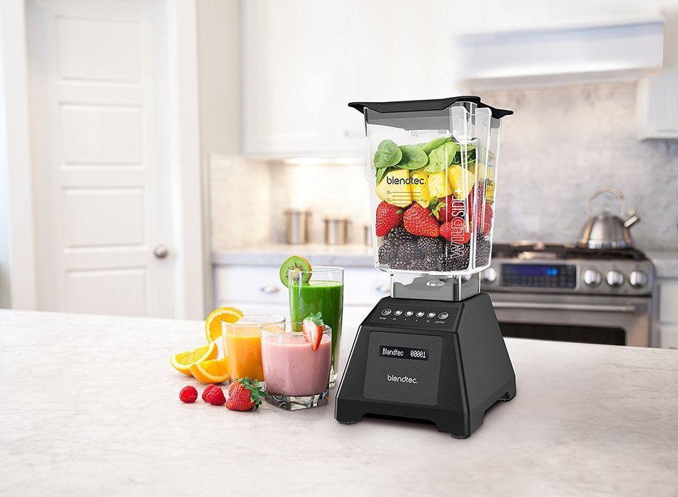 Blendtec C560A2319-A1AP1D Classic 560 Blender with WildSide Jar, Poppy Red N21