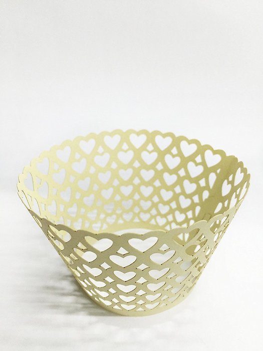 HUAL Cupcake Wrappers 50 Filigree Artistic Bake Cake Paper Cups Heart Lace Laser Cut Liner Baking Cup Muffin Case... N4