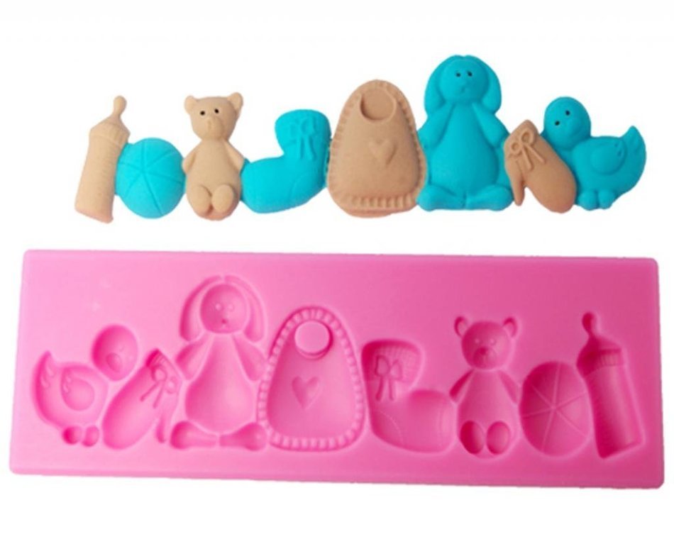 FOUR-C Silicone Cupcake Molds Bears Fondant Moulds Color Pink