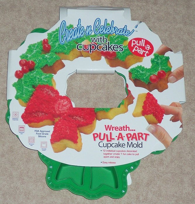 WREATH ~ Pull-a-Part Silicone Cupcake Mold N2