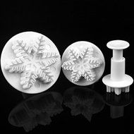TXIN Fashion Useful Snowflake Mould Fondant Cake Decorating Sugar Craft Cutter Plunger Mold N2