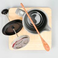 Ceramic French Press Coffee Press + Bonus Wooden Spoon (Carrot, 32 oz) N8