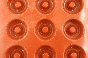 World Cuisine Non-Stick Silicone Mold, Savarin, Mini N2