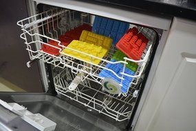 Premium 8pc Lego Candy Molds&ndash;Chocolate Molds&ndash;Jello Molds&ndash;Fondant Molds&ndash;Non Stick-Easy to use&ndash;Strong&amp;Durable-Silicone... N5