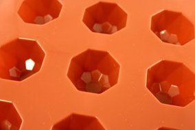 World Cuisine Non-Stick Silicone Mold, Brioche, Diamond N2