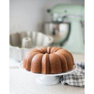 Nordic Ware Platinum Collection Anniversary 10- to 15-Cup Bundt Pan N14