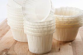 Single Potion Muffin Cups Free Standing Good For Cup Cakes, Quiche Or Souffle Corn Muffin Color WHITE Size B 2... N2