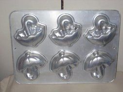 Wilton Minicake Cake Pan: Baby Shower Umbrellas Muffin Cup Cake Pan (2105-8256, 1995) ~ 6 Cavity Size