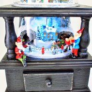 Amusements Old Fashioned Coffee Grinder Lighted Action Musical Featuring Elves Decor N3