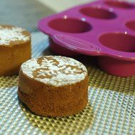 Zodaca Silicone 6 Cups Muffin Pan and Cupcake Maker, Rose N4