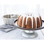 Nordic Ware Platinum Collection Anniversary 10- to 15-Cup Bundt Pan N16