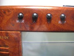 Sharper Image Stereo Sound Soother Clock Stereo Radio SI435 N9