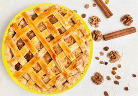 Premium silicone large 10.4 inch round cake / pie / baking mold | BPA free | Non-stick European-Grade Silicone N3