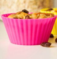 Brighid's Kitchen Green Reusable Silicone Baking Cups / Muffin Cups with eBook Cookbook and Product Guide, Set... N45
