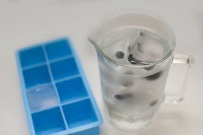 Extra-Large Silicone Tray, 2&rdquo; Slow Melting Ice Cubes By Acuisina - 2 Pack, for Portion Control, Broth Cubes, Wine... N8