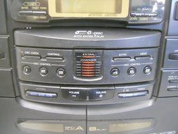 JVC PC-XC30 6 Disc CD Changer Boombox Dual Cassette Recorder Player Multi Bass Horn Portable AM FM Radio Detachable... N9