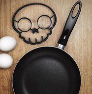 Silicone Skull Fried Egg Mold Mould Poach Oven Pancake Egg Ring Shaper 1pcs N3