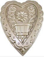 Williams Sonoma Decorative Heart Cake Pan by Nordic Ware