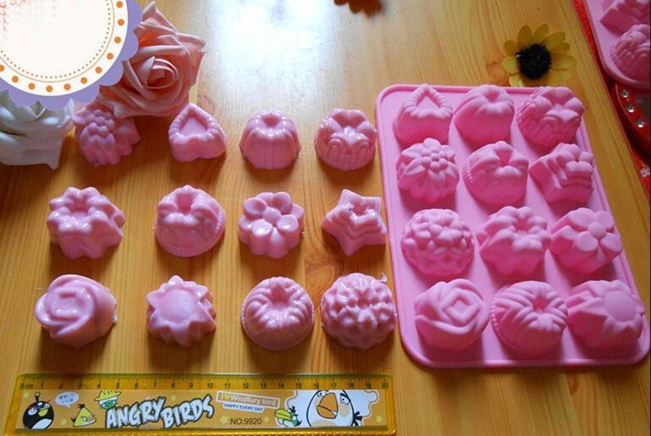 Schen 12 Cavity Flowers Silicone Non Stick Cake Bread Mold Chocolate Jelly Craft Candy Baking Mould N3