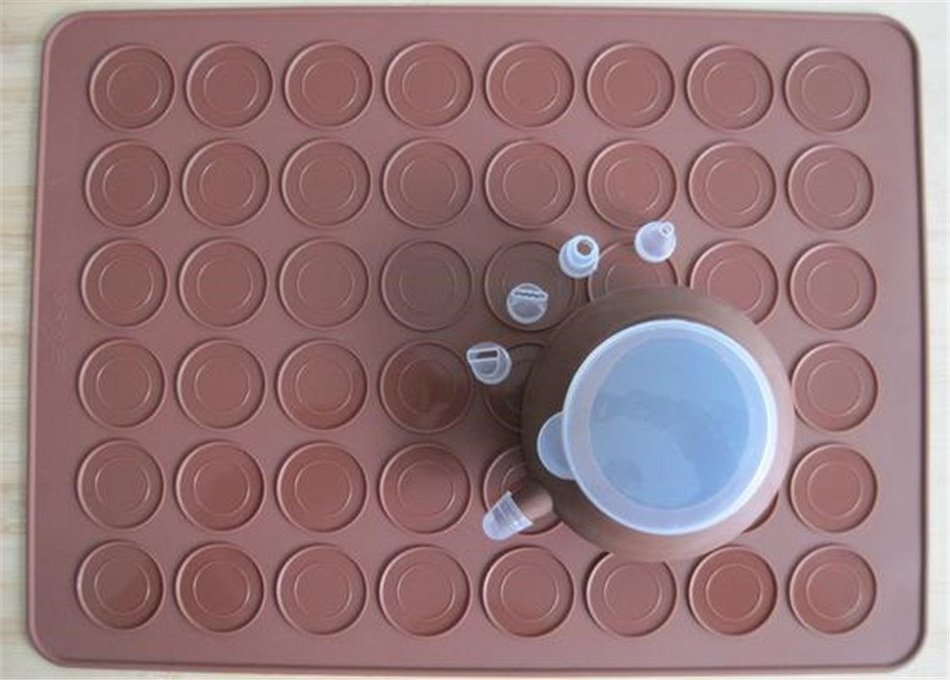 Alice Windowshop Macaron Baking Set Food grade Silicone Brown N4