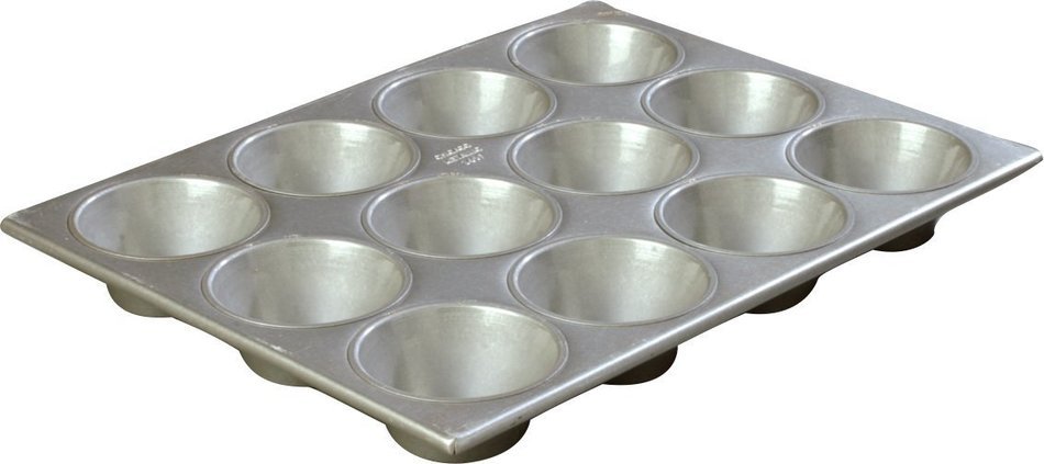 Carlisle 601837 Steeluminum 12 Cup X-Large Cup Cupcake Pan, 17.88" Length x 13.5" Width, 6oz Capacity (Case of 6)