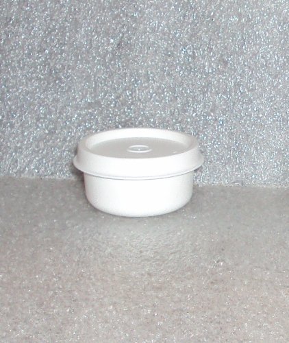1 Tupperware Smidget Tiny Treasure Mini Bowl White w/ White Seal N2