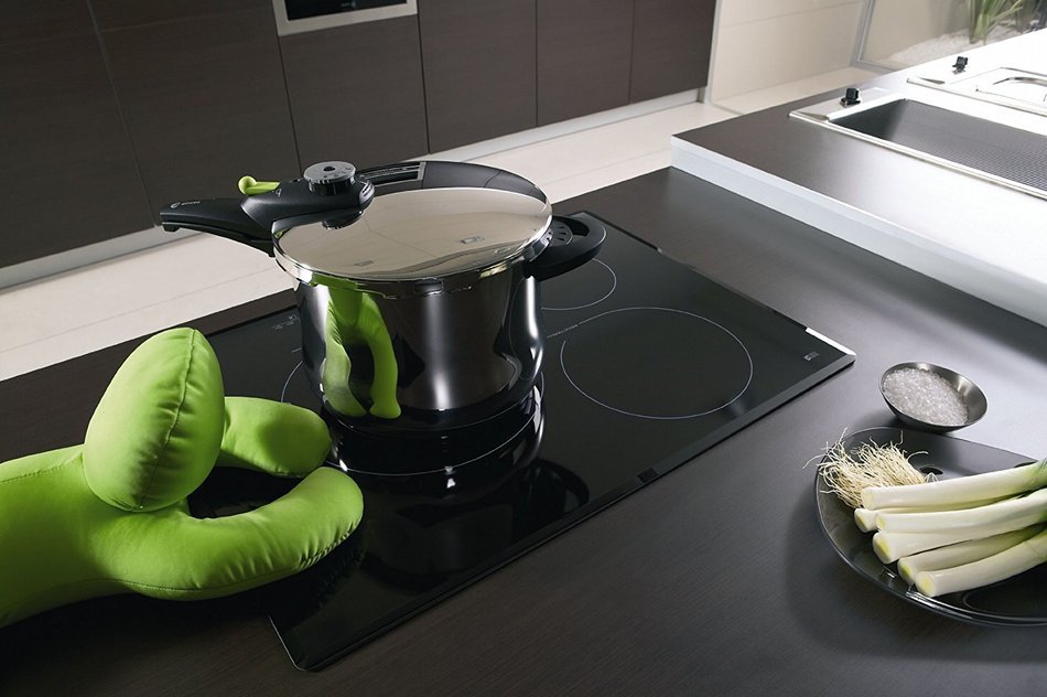 Fagor IFA80BF 30-Inch Induction Cooktop without Trim, Beveled Front N2