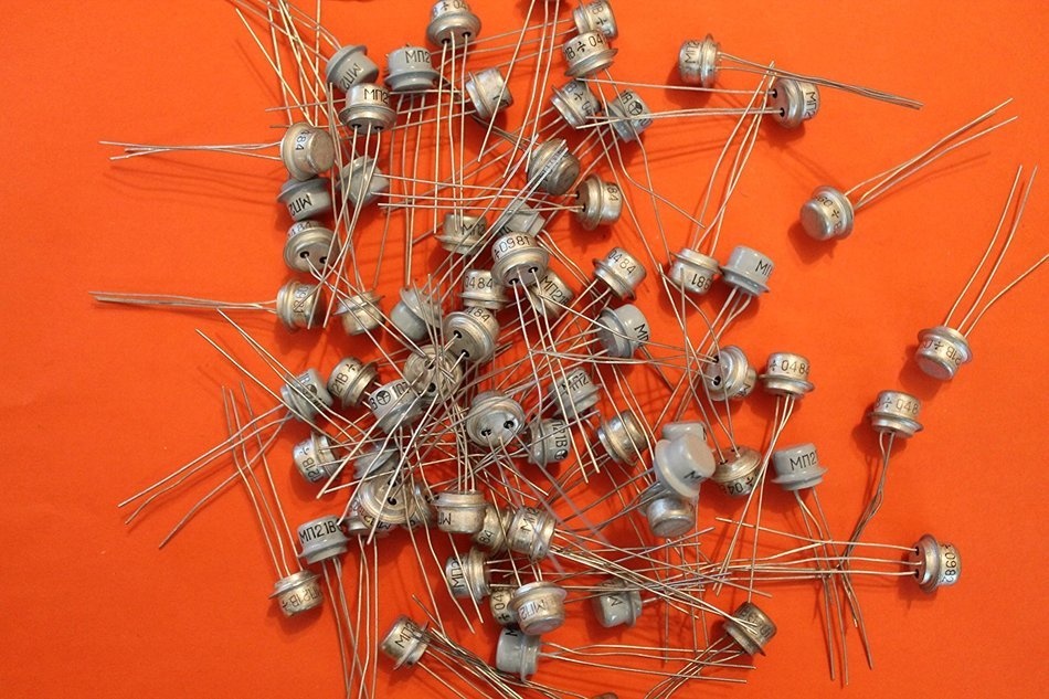 Transistors Germanium MP21V analogue T242 USSR 35 pcs