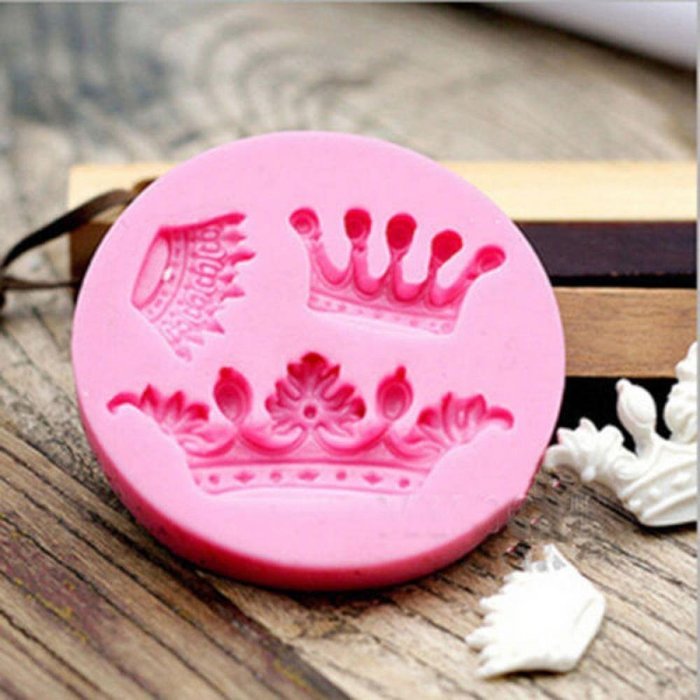 TXIN Fashion Useful Crown Silicone Fondant Mold Cake Decorating Chocolate Baking Mould N6