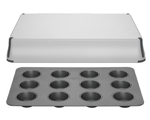PrepCo Bake Porter 12 Cup Muffin Pan with Serving Cover in Grey N3