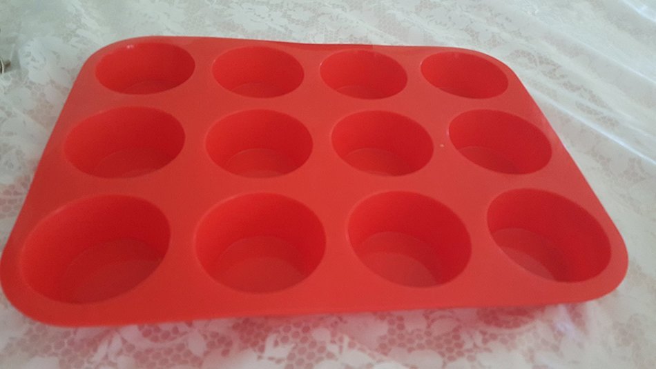 The Trusty Baker- RED 12 Cup Silicone Muffin & Cupcake Baking Pan - Non - Stick - Dishwasher safe- heat resistant...