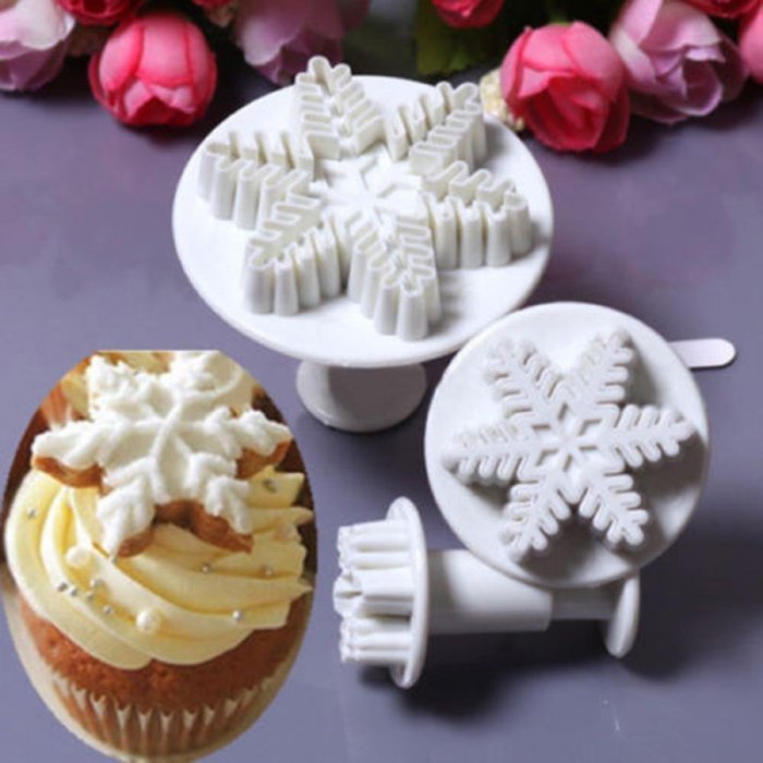 TXIN Fashion Useful Snowflake Mould Fondant Cake Decorating Sugar Craft Cutter Plunger Mold N5