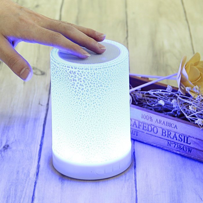 HY- BT819L flaw colorful light/smart touch night light/card speaker/bed light/voice call/wireless bluetooth speaker... N11