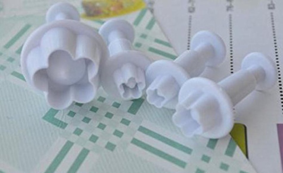 Outop Fondant Cake Cutter Mold Decorating Plunger Sugarcraft Snowflake Cutter Tools Set Pack of 3pcs N5