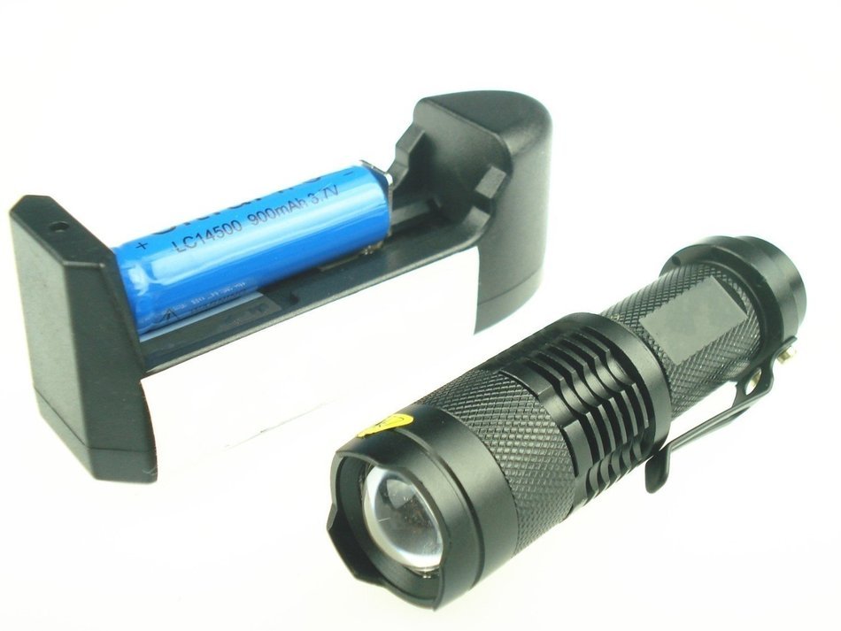 RioRand&reg; 300lm Mini CREE Q5 LED Flashlight Torch Waterproof Adjustable Focus Zoom Light Lamp (With Rechargeable...