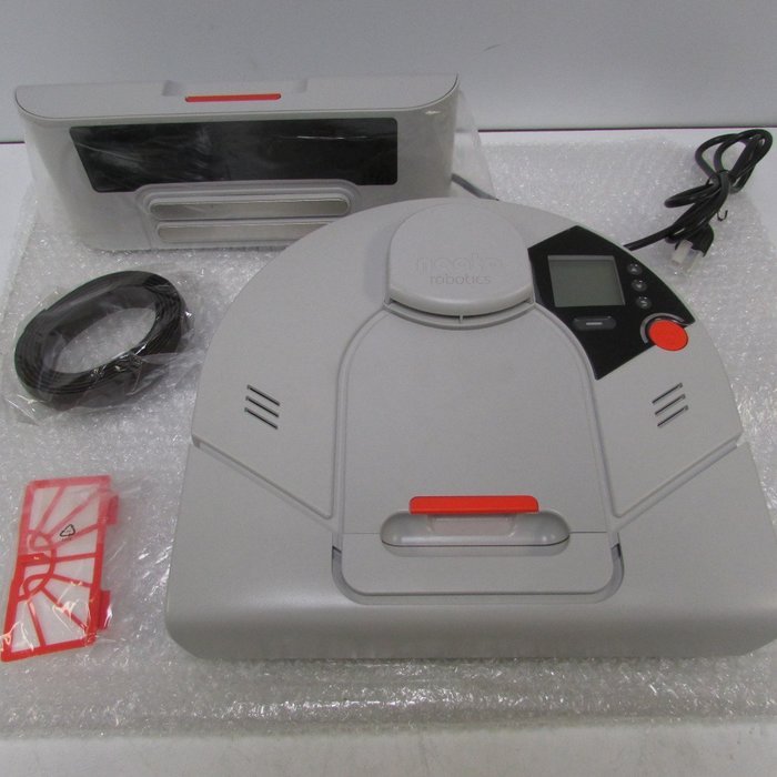Neato Robotics XV-12 Automatic Vacuum Cleaner