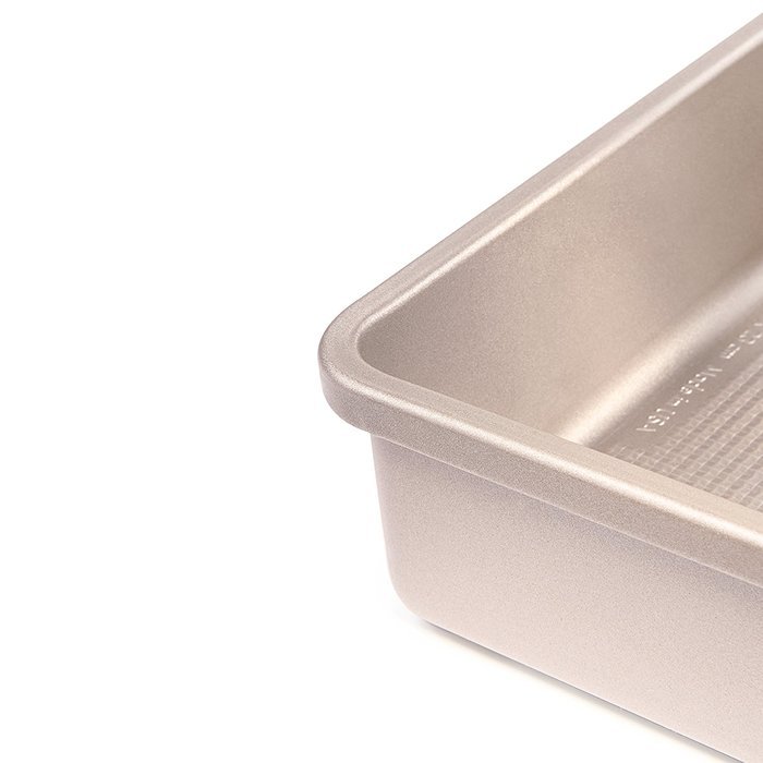 OXO Good Grips Non-Stick Pro Cake Pan, 9" x 13" N6