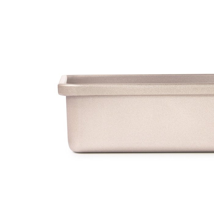 OXO Good Grips Non-Stick Pro Cake Pan, 9" x 13" N7