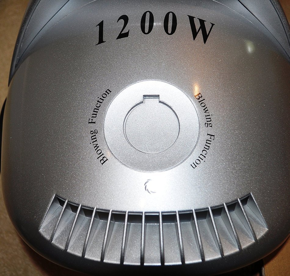 AqueosVac Household Water Filtration Vacuum Cleaner N4