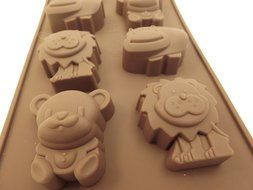 Set 2 silicone Chocolate Candy Molds; 1 Hearts mold and 1 mold of Hippos/Lions/Bears. Ice cubes, Candies, Gummies... N5