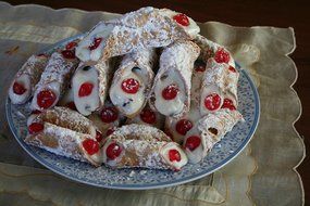 5 Traditional Cannoli Forms - Handmade