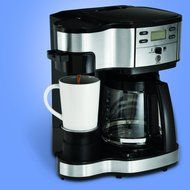 Hamilton Beach Single Serve Coffee Brewer and Full Pot Coffee Maker, 2-Way (49980A) N13