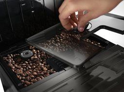 DeLonghi America ECAM28465B Prima Donna Fully Automatic Espresso Machine with Lattecrema System, Black N2