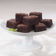 Nordic Ware Natural Aluminum Commercial Square Cake Pan with Lid, Exterior 9.88 x 9.88 Inches N10