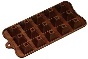 Fat Daddio's Silicone Candy Mold Pyramid with Dimple, 15 Pieces